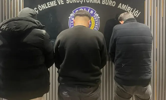 Gaziantep'te ruhsatsız silah ve uyuşturucu ele geçirildi 