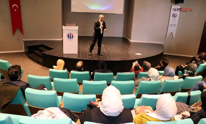 Suriyelilerin geri dönüşünün hukuki boyutları" çalıştayı GAÜN'de düzenlendi