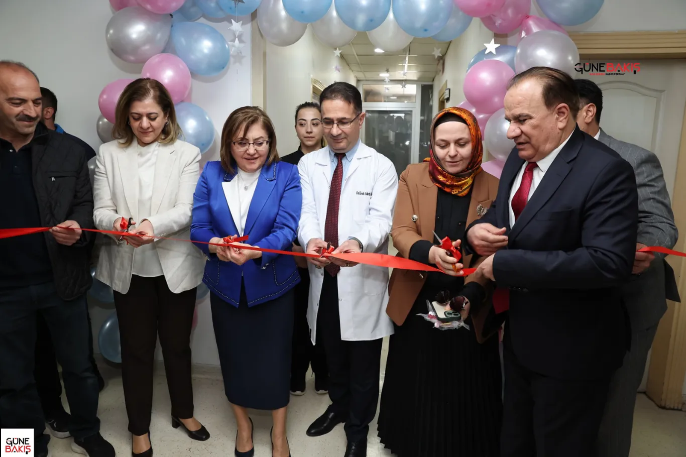 Gaziantep’te sağanak doluya döndü: Şehir beyaza büründü