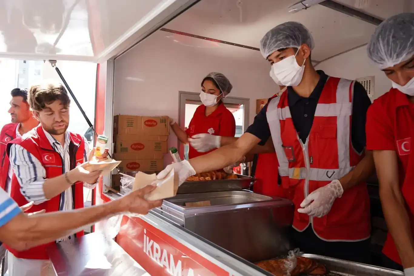 Gaziantep'te katliam gibi kaza: 2 vefat, yaralı